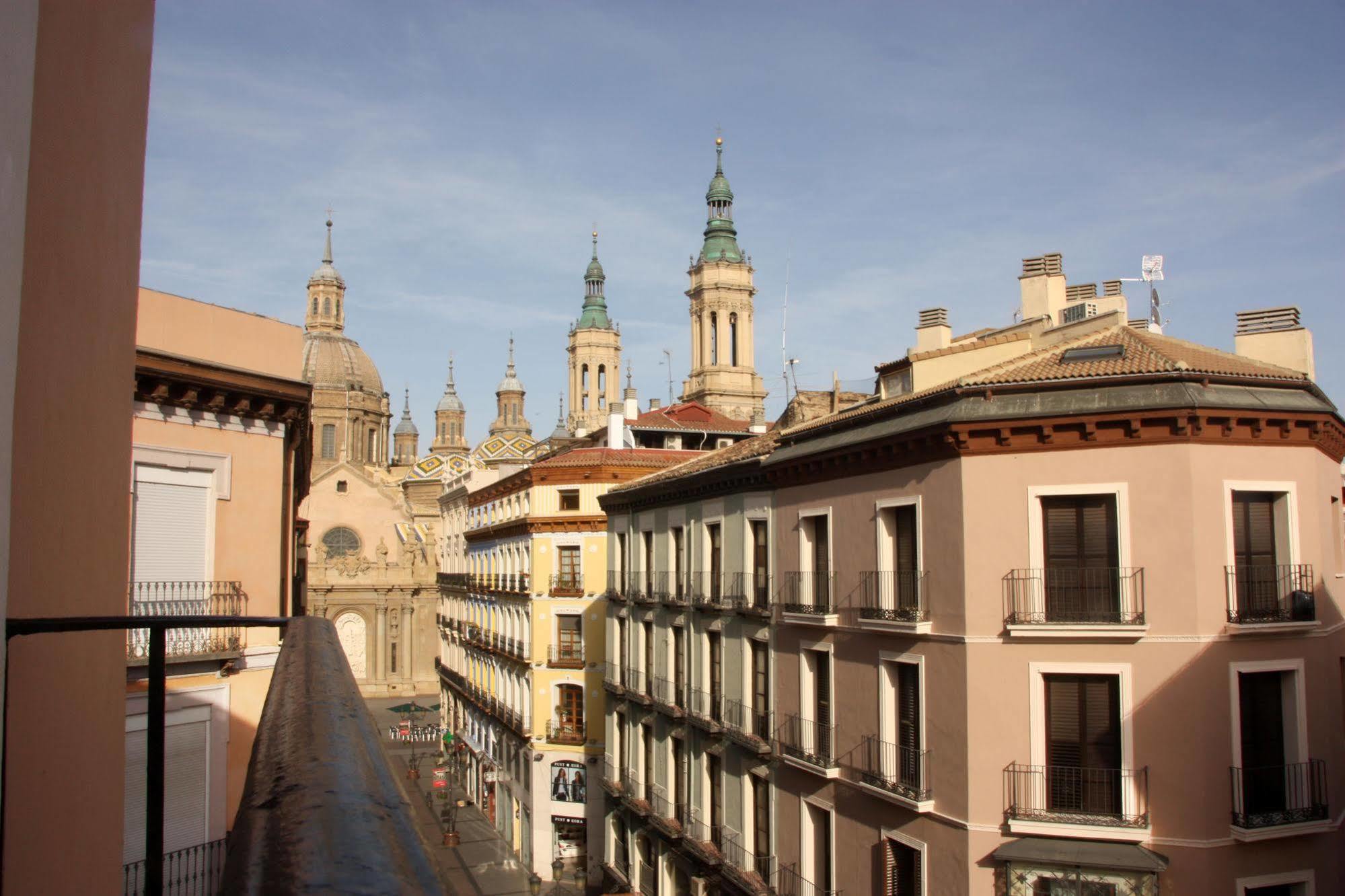 Dos Torres Pilar Suites- Balcones Con Vistas A La Ciudad Zaragoza Ngoại thất bức ảnh